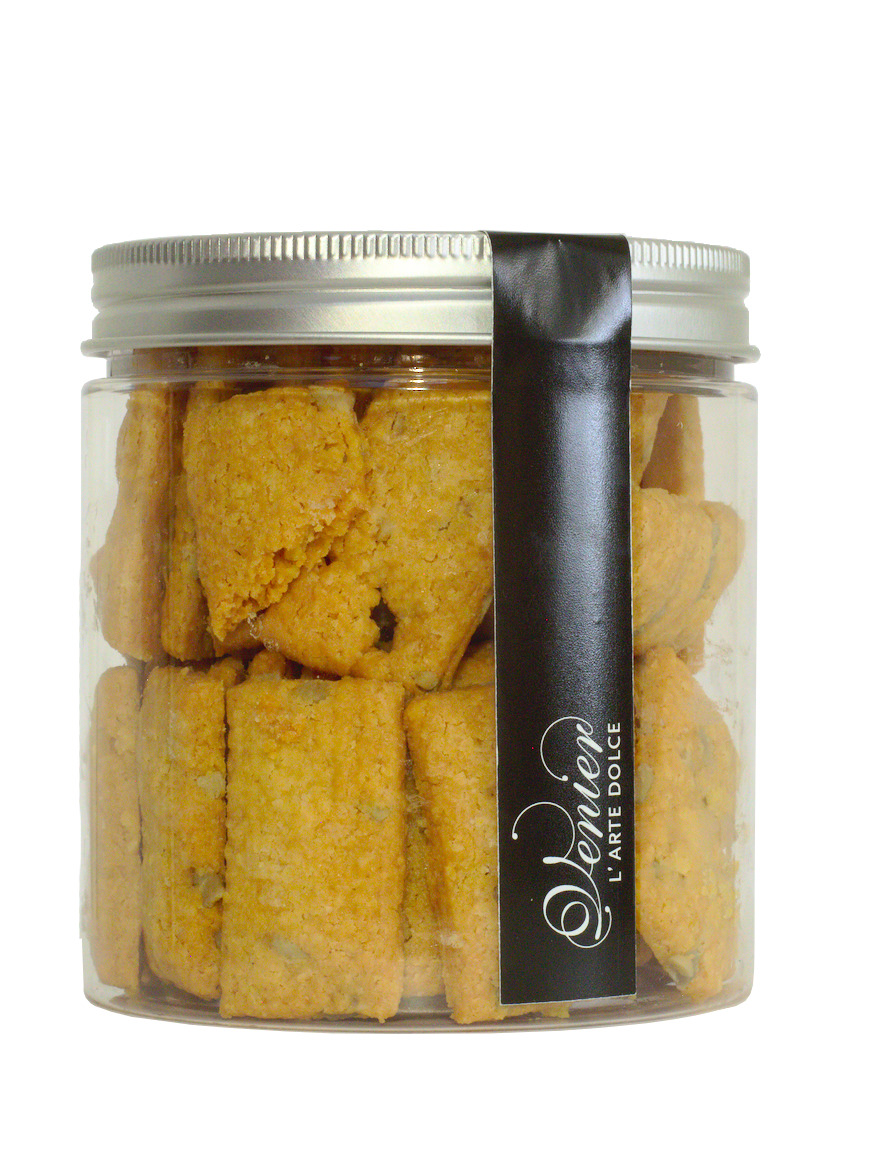 Biscotti salati al Montasio - L' Arte Dolce di Stefano Venier